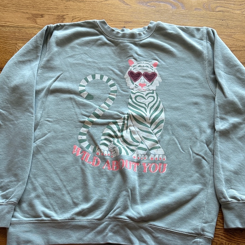Stylish Green Tiger Sweatshirt